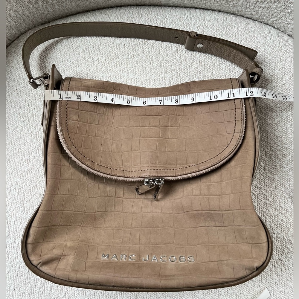 Marc Jacobs The Groove Croc‑Embossed Shoulder Bag, Graige Leather Hobo - Picture 11 of 15